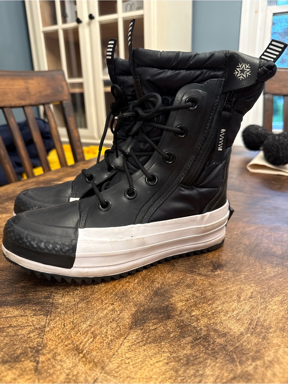 Woman's Converse Black Winter Lace-Up Boots with Side Zip